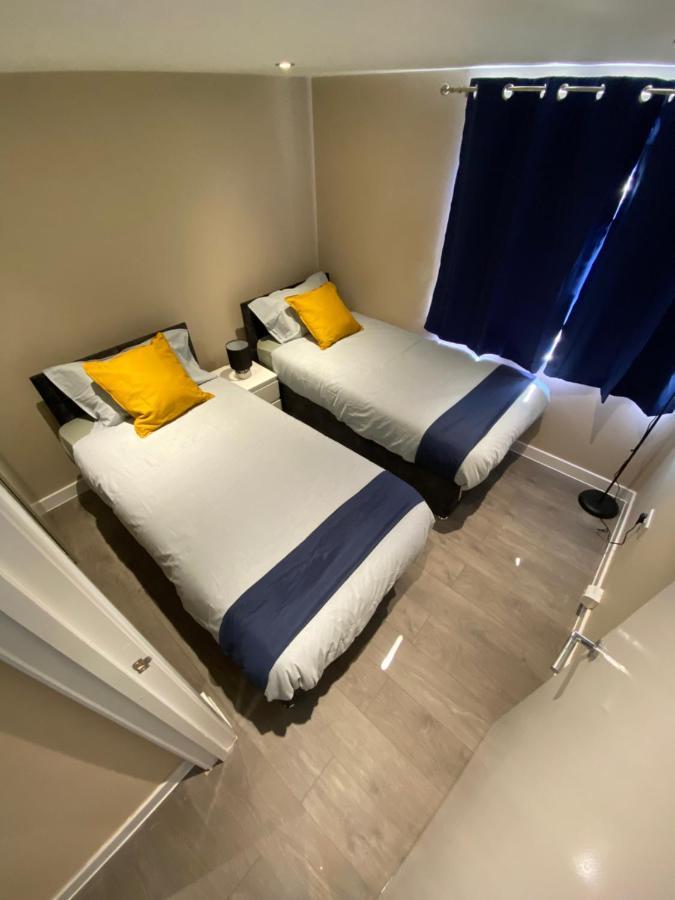 Stunning 1 Bedroom Flat In Wood Green Londres Extérieur photo