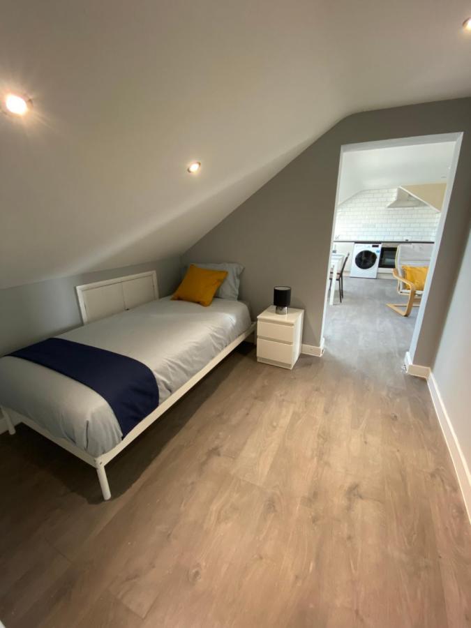 Stunning 1 Bedroom Flat In Wood Green Londres Extérieur photo